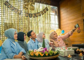 Familienfotos ohne Gruppenchaos: So begleitet eine Fotobox den Geburtstag
