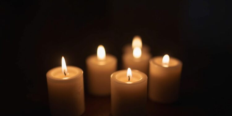 flackernde kerze trauer gif-Titel